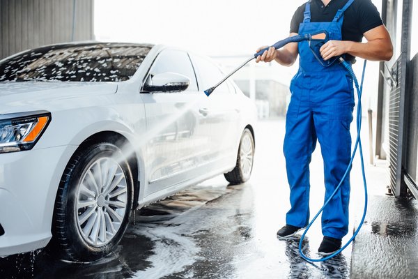Convenient mobile car wash services across london