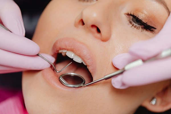 Discover your perfect smile at a cosmetic dentist in leeds